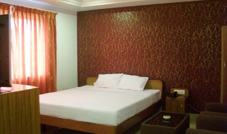 Sri Srinivasa Residency 호텔 Kadapa 외부 사진