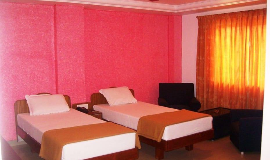 Sri Srinivasa Residency 호텔 Kadapa 외부 사진